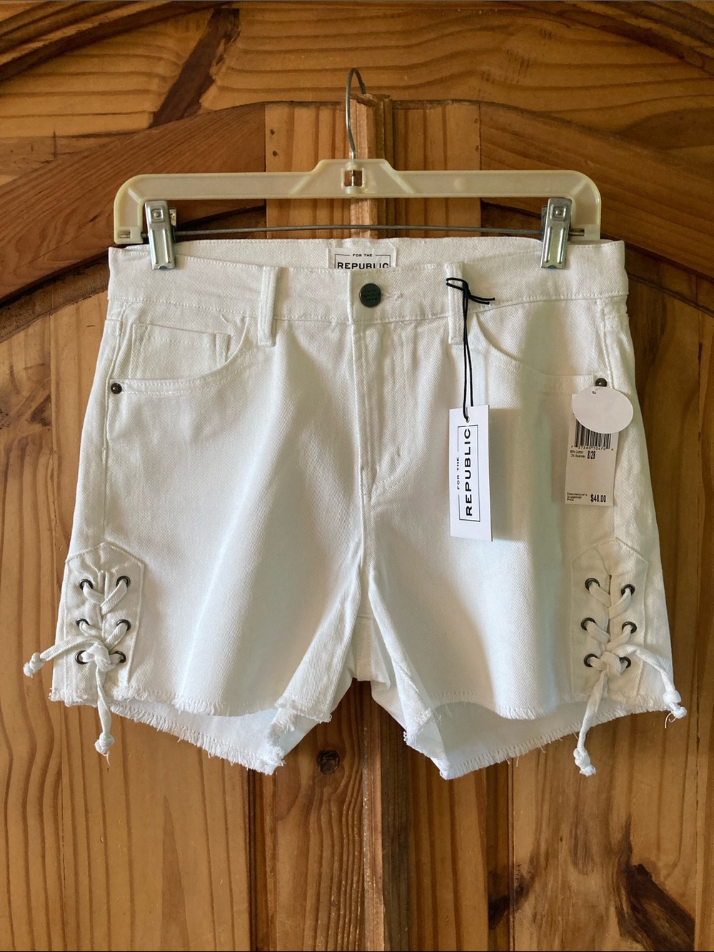 Women's For The Republic white tie sides jean shorts size 8 - NWT
